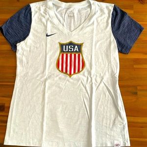 USA hockey tshirt, women’s medium